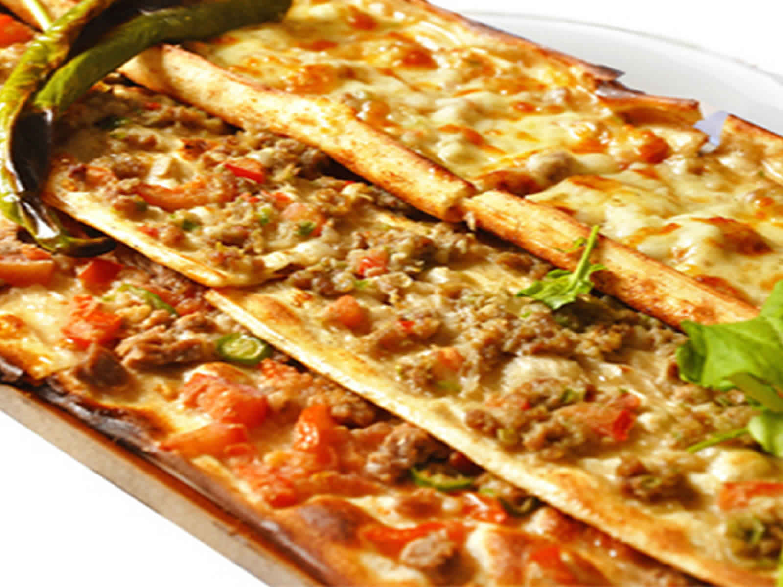 Kiymali ekmek  – Brood met gehakt