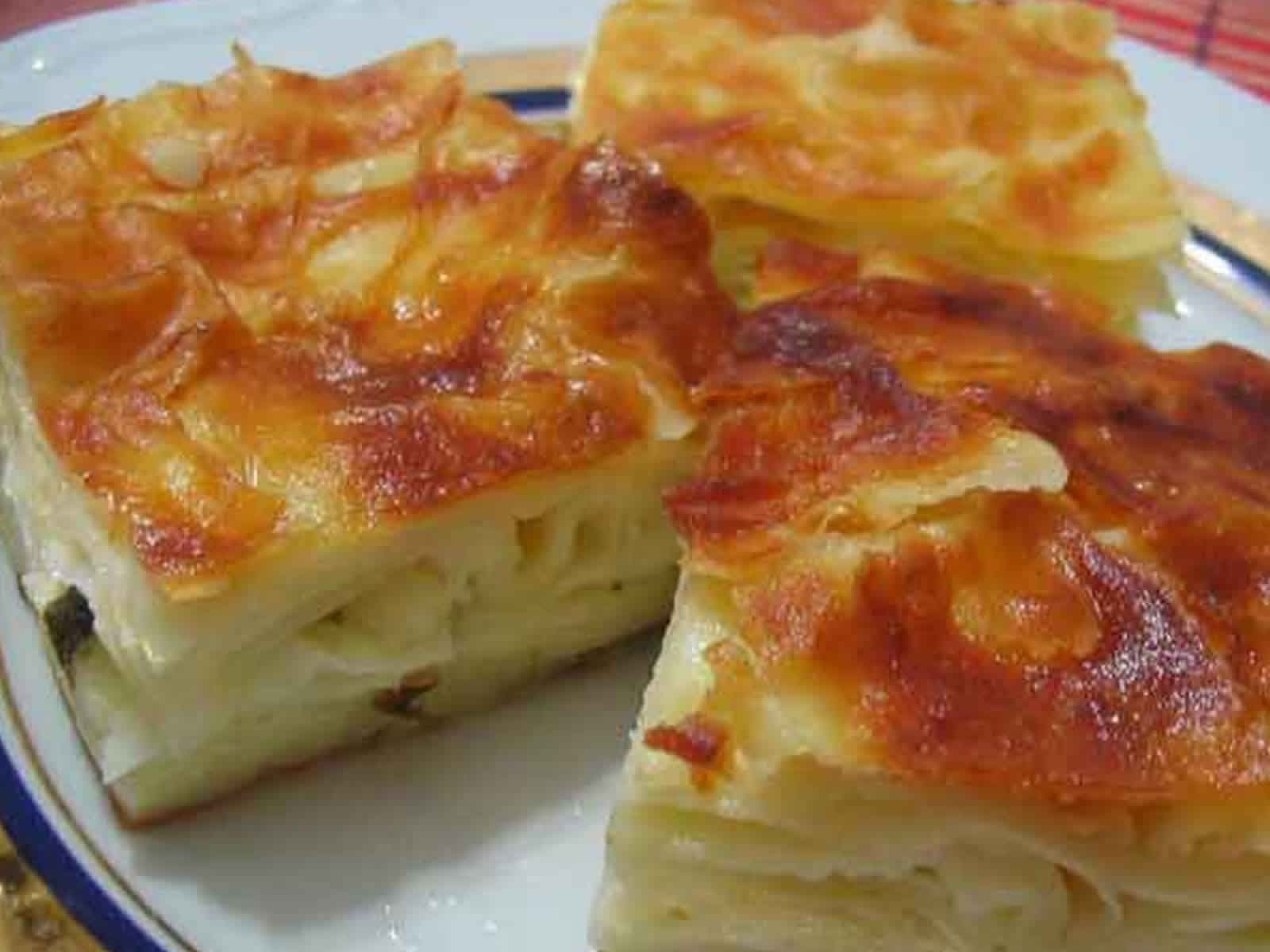 Peynirli patatesli borek – Aardappelkaas deegbol